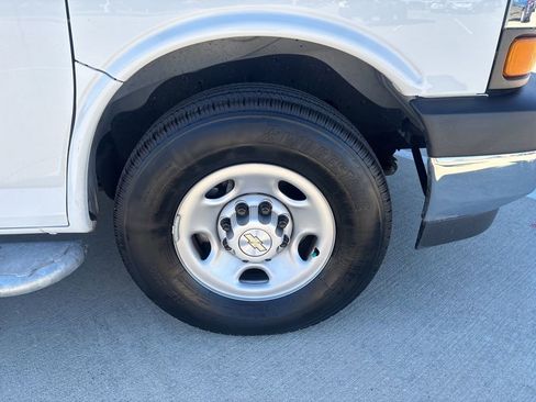 Used 2023 Chevrolet Express 2500 w/ Driver Convenience Package image 11