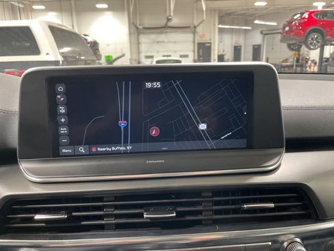 Certified 2022 Kia Telluride S image 10