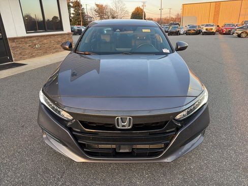 Used 2019 Honda Accord Sport image 10