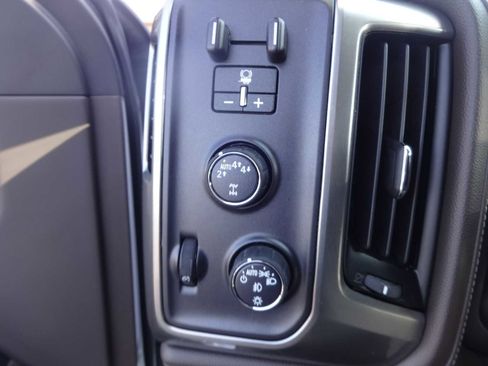 Used 2018 Chevrolet Silverado 1500 LTZ w/ Sport Package image 22