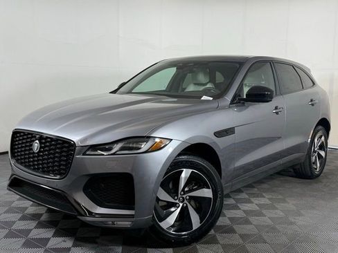 Certified 2026 Jaguar F-PACE R-Dynamic S image 2