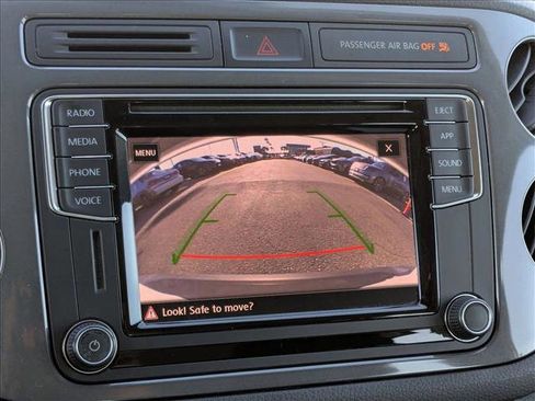 Used 2018 Volkswagen Tiguan Limited w/ Premium Package image 13