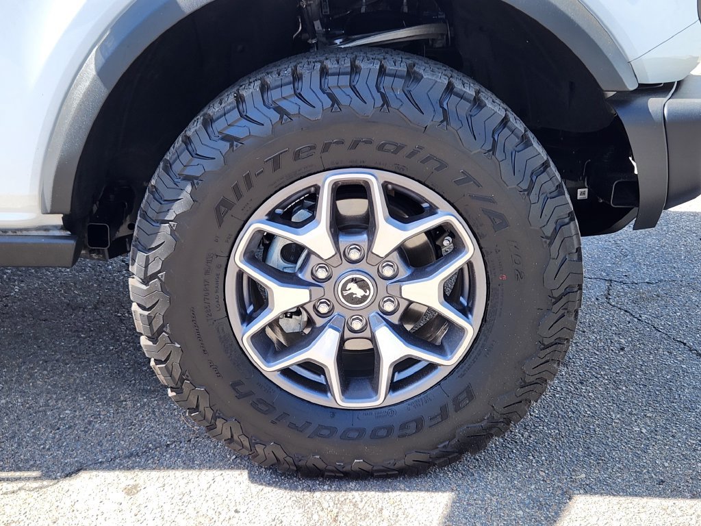Used 2025 Ford Bronco Badlands AWD/4WD image 15