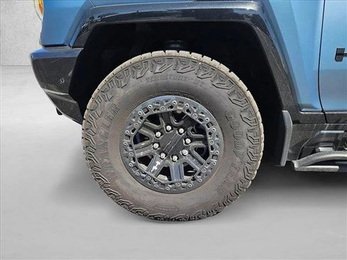 New 2024 GMC Hummer EV 3X w/ Omega Edition image 10