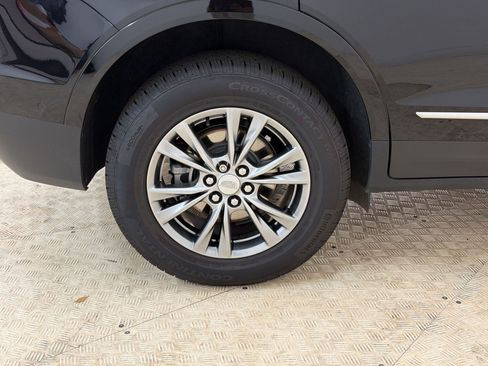 Used 2022 Cadillac XT5 Premium Luxury w/ Technology Package FWD image 13