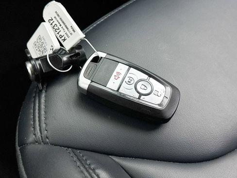 Used 2024 Ford Maverick Lariat w/ Black Appearance Package AWD/4WD image 38