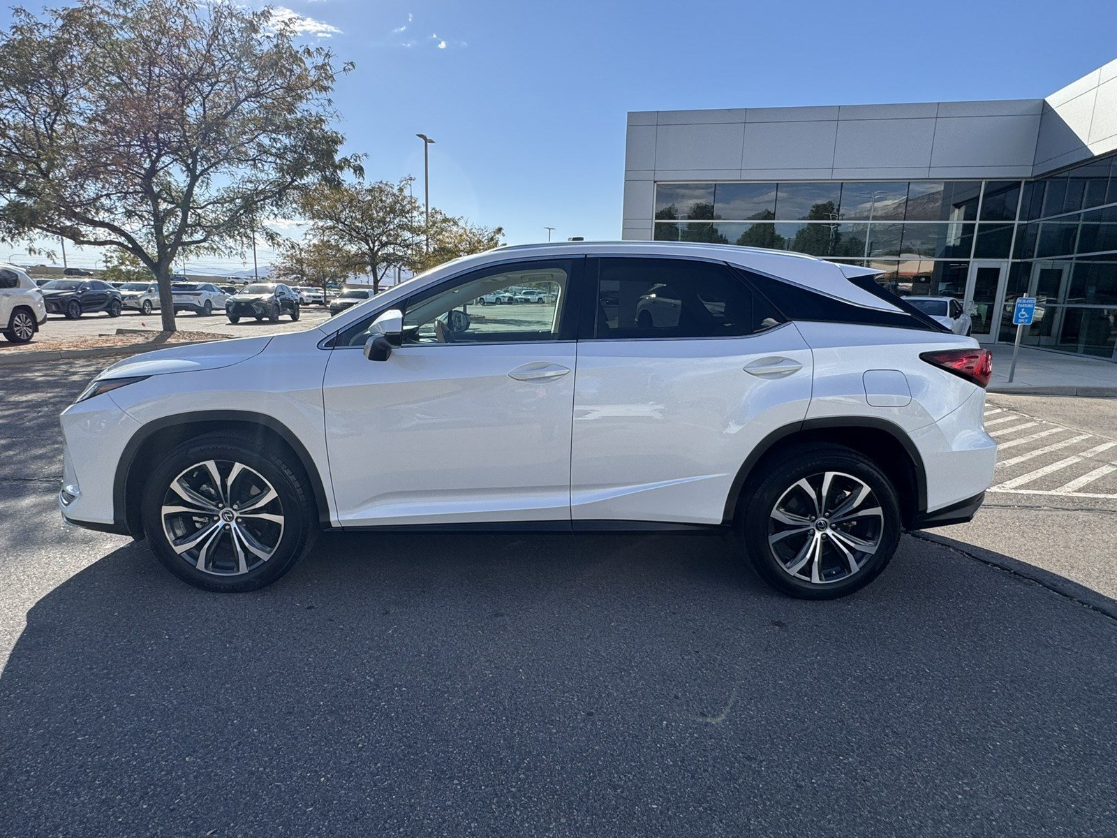 Used 2020 Lexus RX 350 AWD w/ Premium Package image 3