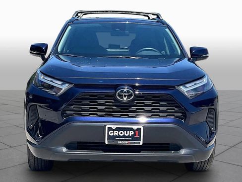 Used 2025 Toyota RAV4 XLE FWD image 4