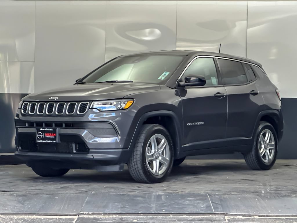 Used 2024 Jeep Compass Sport AWD/4WD image 7