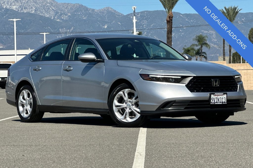 Used 2025 Honda Accord LX image 2