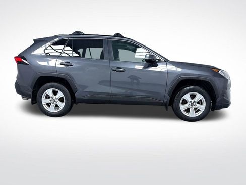 Used 2021 Toyota RAV4 XLE image 10