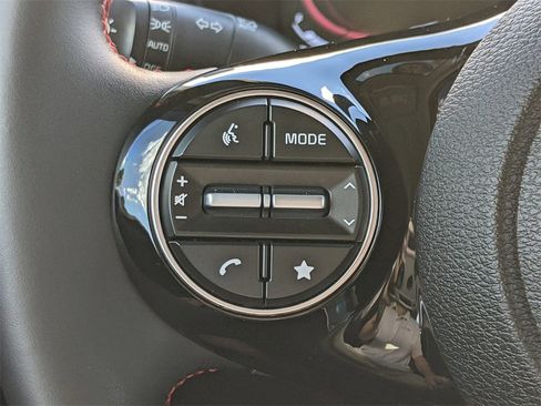 Certified 2025 Kia Soul GT-Line image 34