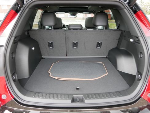 New 2026 GMC Terrain AT4 w/ Convenience Package III AWD/4WD image 10