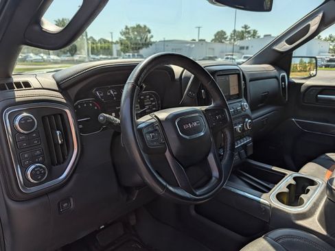 Used 2022 GMC Sierra 1500 AT4 w/ AT4 Premium Package AWD/4WD image 18