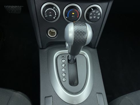 Used 2014 Nissan Rogue S w/ Convenience Package AWD/4WD image 20