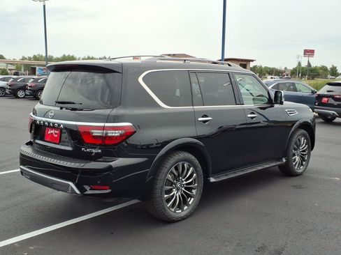 Used 2024 Nissan Armada Platinum w/ Captain's Chairs Package AWD/4WD image 6