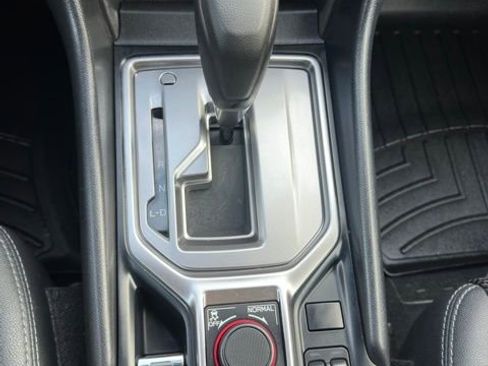 Used 2023 Subaru Forester Premium AWD/4WD image 15