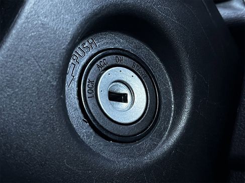 Used 2025 Toyota Corolla LE image 19