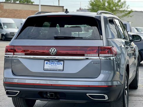 Used 2024 Volkswagen Atlas SE AWD/4WD image 5