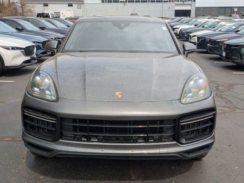 Used 2019 Porsche Cayenne Turbo image 6