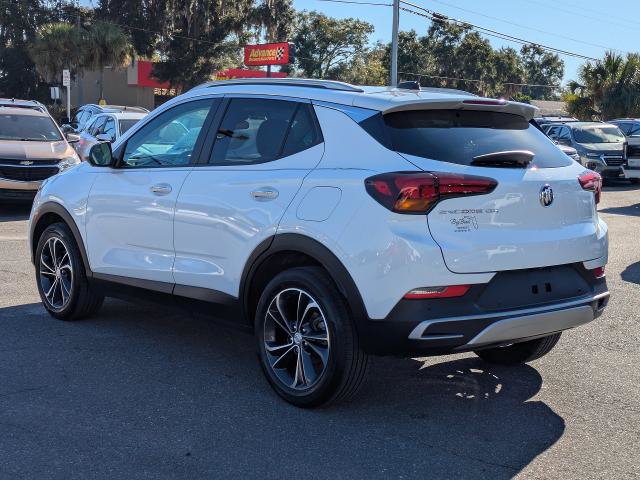 Certified 2021 Buick Encore GX Select w/ Advanced Technology Package FWD image 6
