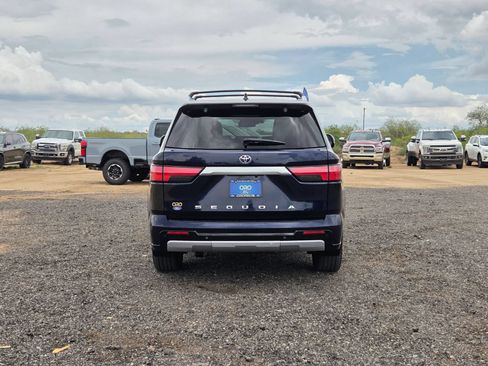 Used 2024 Toyota Sequoia Capstone AWD/4WD image 7