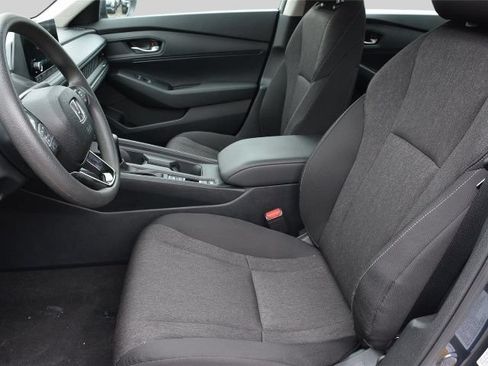 Used 2025 Honda Accord LX image 14
