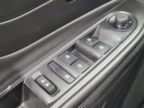 Used 2018 Buick Encore Preferred image 27