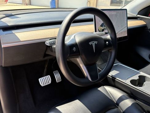 Used 2021 Tesla Model Y Performance AWD/4WD image 13