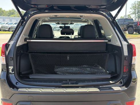 Used 2024 Subaru Forester Limited AWD/4WD image 32