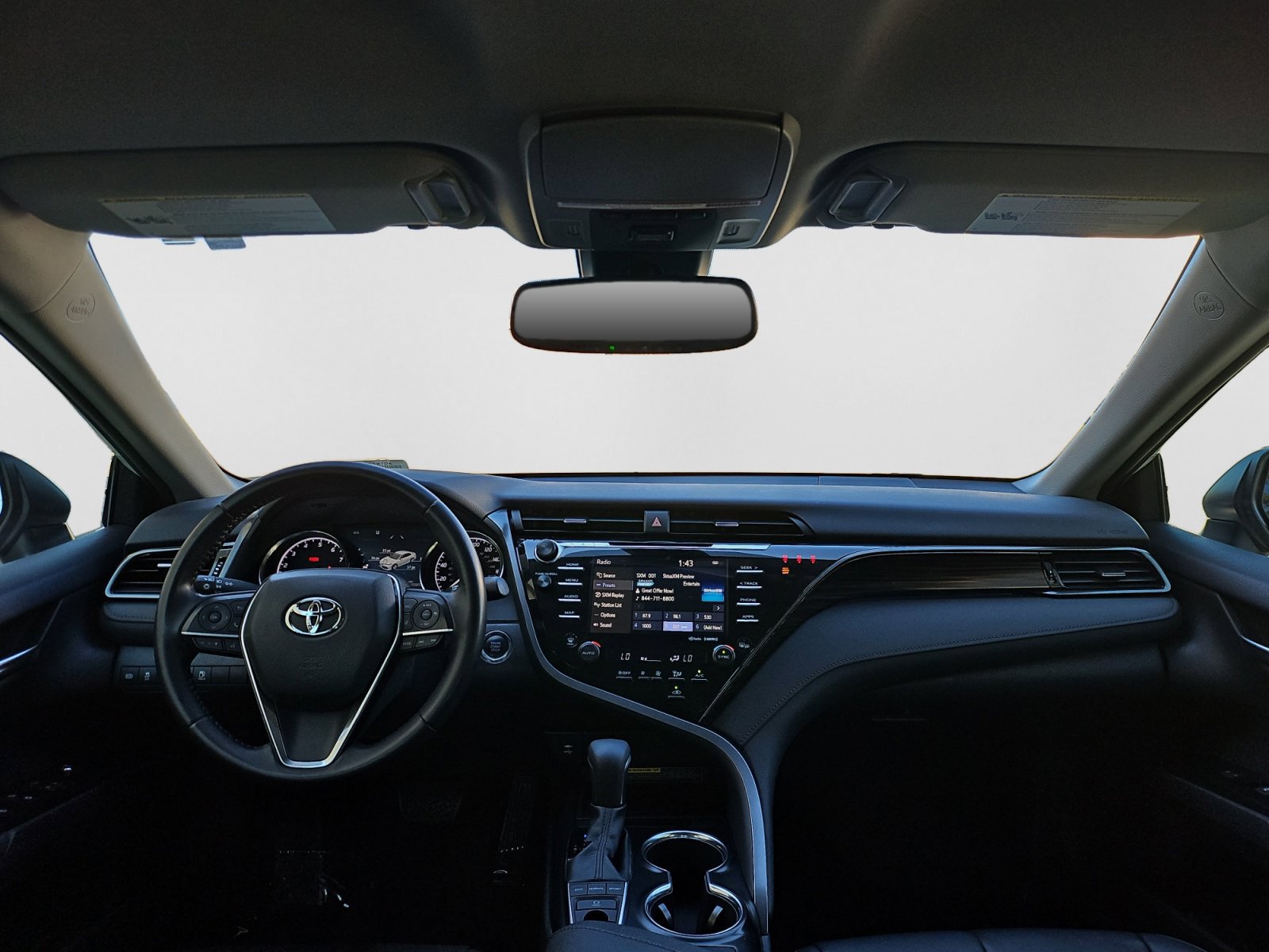 Used 2019 Toyota Camry XLE FWD image 35