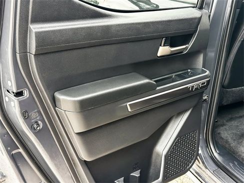 Certified 2025 Toyota Tacoma TRD Off-Road image 30