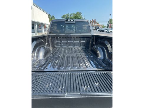 Used 2024 RAM 2500 Tradesman w/ Towing Technology Group AWD/4WD image 8