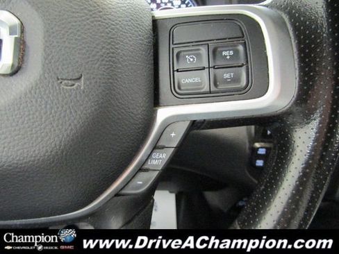 Used 2022 RAM 2500 Big Horn image 26