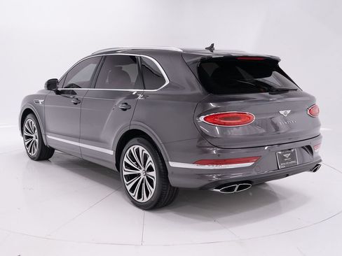 Certified 2022 Bentley Bentayga AWD/4WD image 3