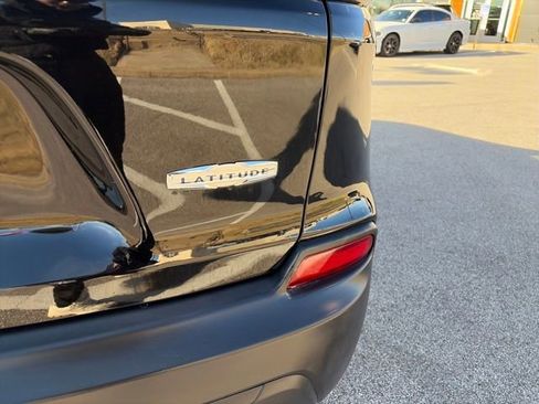 Used 2020 Jeep Cherokee Latitude image 39