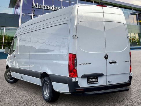 New 2025 Mercedes-Benz Sprinter 4500 image 3