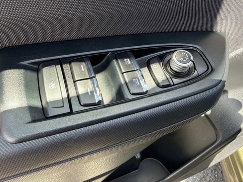 Used 2025 Subaru Forester Premium w/ Convenience Package #1 image 21