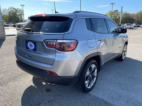 Used 2019 Jeep Compass Limited image 5