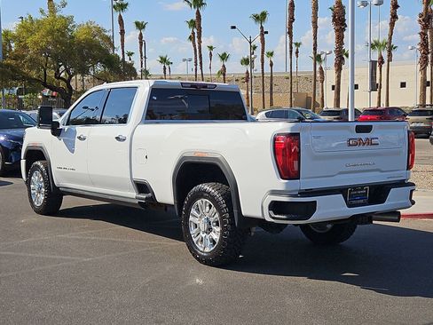 Certified 2022 GMC Sierra 3500 Denali w/ Denali Ultimate Package AWD/4WD image 3