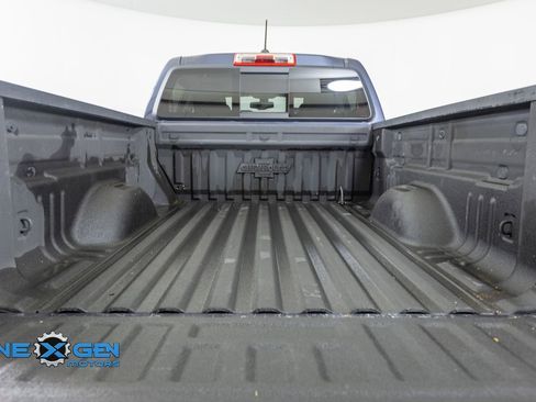 Used 2018 Chevrolet Colorado Z71 w/ Centennial Edition AWD/4WD image 34