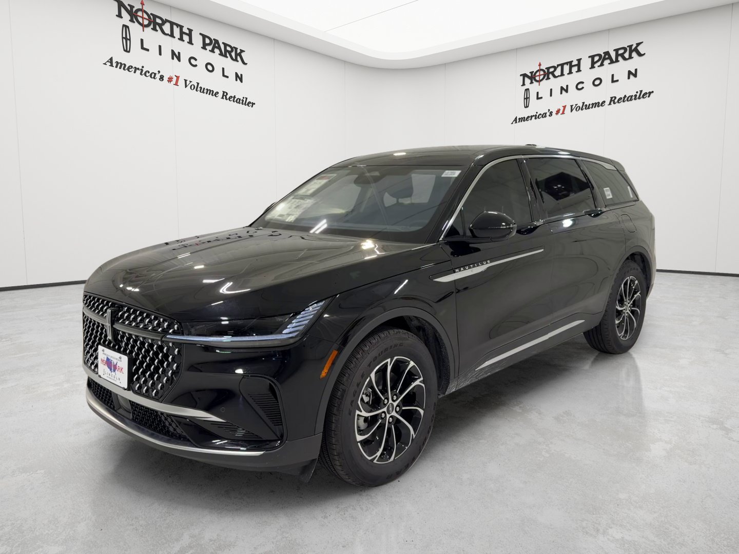New 2026 Lincoln Nautilus Premier AWD/4WD image 1