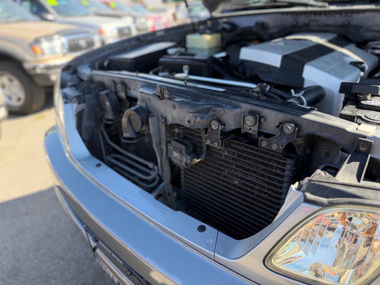 Used 2004 Lexus LX 470 4WD image 47