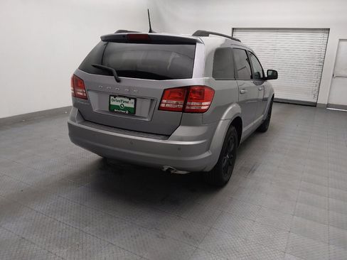 Used 2020 Dodge Journey SE w/ SE Popular Equipment Group FWD image 7