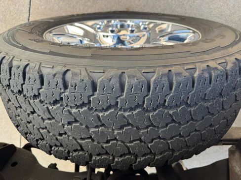 Used 2016 Ford F250 Lariat w/ Lariat Ultimate Package image 37