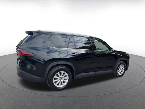 Used 2025 Toyota Grand Highlander FWD image 15