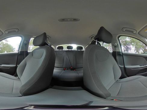 Used 2025 Kia K4 FWD image 50
