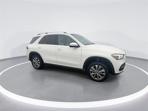 Used 2021 Mercedes-Benz GLE 350 4MATIC image 2