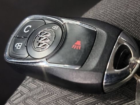 Used 2019 Buick Regal Preferred w/ Sights and Sounds Package FWD image 31
