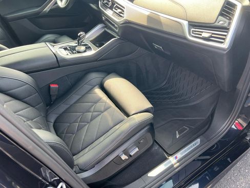 Used 2023 BMW X6 xDrive40i w/ M Sport Package AWD/4WD image 19